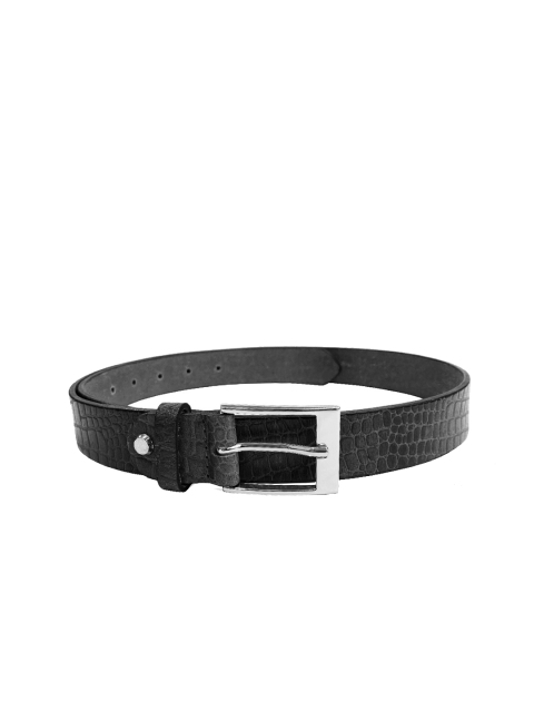 

WildHorn Men Black Textured Leather Belt