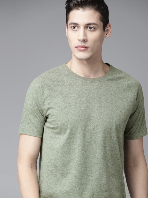 

Roadster Men Olive Green Solid Round Neck T-shirt