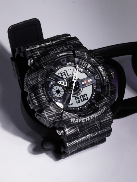 

BOXER Men White & Black Analogue and Digital Sports Watch BD00166