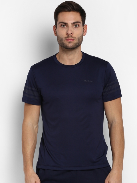 

hummel Men Navy Blue Solid Round Neck Abramo T-shirt