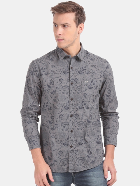 

U.S. Polo Assn. Men Grey Regular Fit Printed Casual Shirt