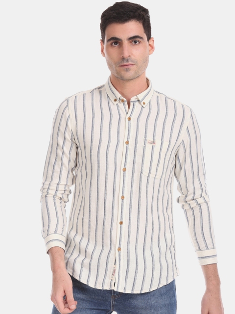 

U.S. Polo Assn. Men Off-White Slim Fit Striped Casual Shirt