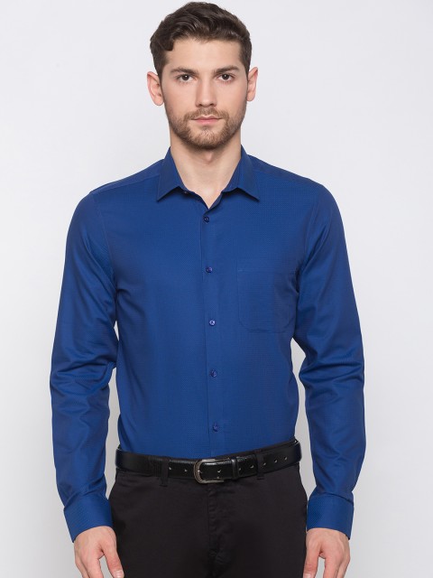 

Globus Men Blue Regular Fit Self Design Formal Shirt