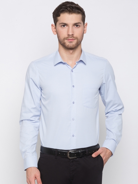 

Globus Men Blue Regular Fit Solid Formal Shirt