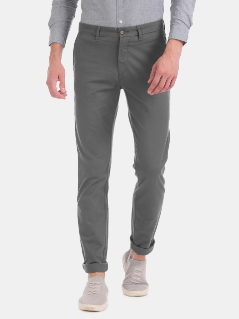 

U.S. Polo Assn. Men Grey Slim Fit Solid Regular Trousers