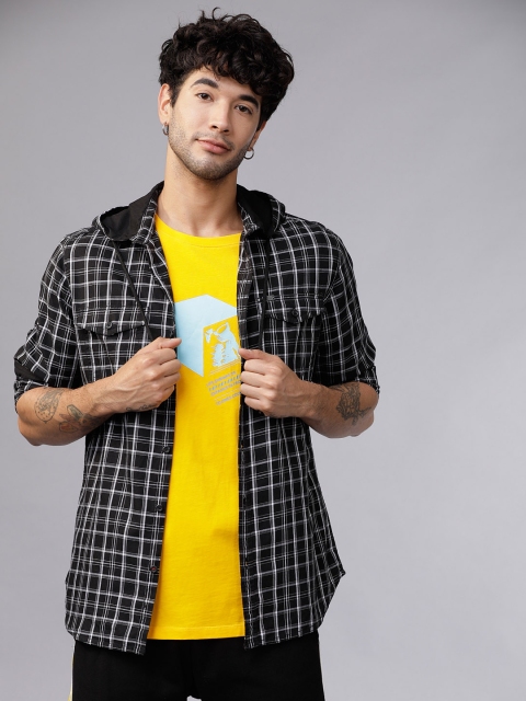 

LOCOMOTIVE Men Black & White Slim Fit Checked Casual Shirt