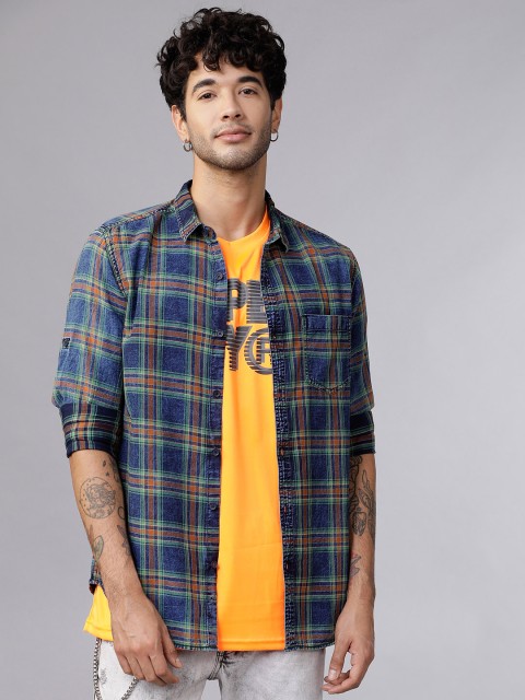 

LOCOMOTIVE Men Navy Blue & Green Slim Fit Checked Casual Shirt