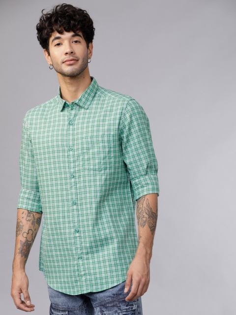 

HIGHLANDER Men Green & White Slim Fit Checked Casual Shirt