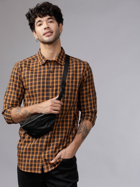 

Ecko Unltd Men Brown Slim Fit Checked Casual Shirt