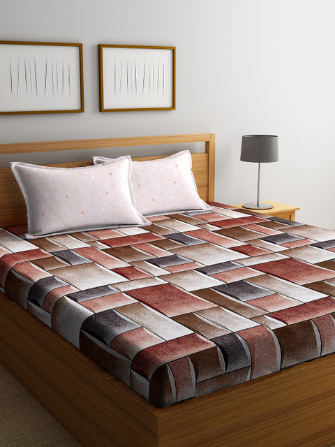 

DREAM WEAVERZ Brown Abstract 250 TC Cotton 1 King Bedsheet with 2 Pillow Covers