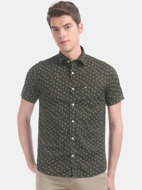 

Arrow Sport Men Green Slim Fit Printed Casual Shirt