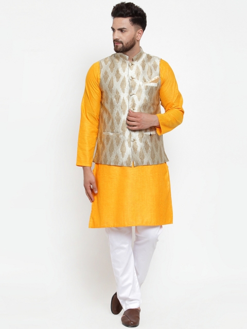 

NEUDIS Men Yellow & Cream-Coloured Self Design Kurta with Pyjamas
