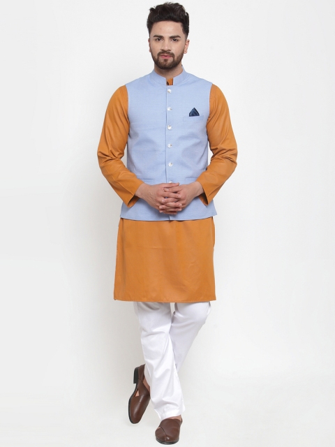 

NEUDIS Men Brown & Blue Printed Kurta with Pyjamas