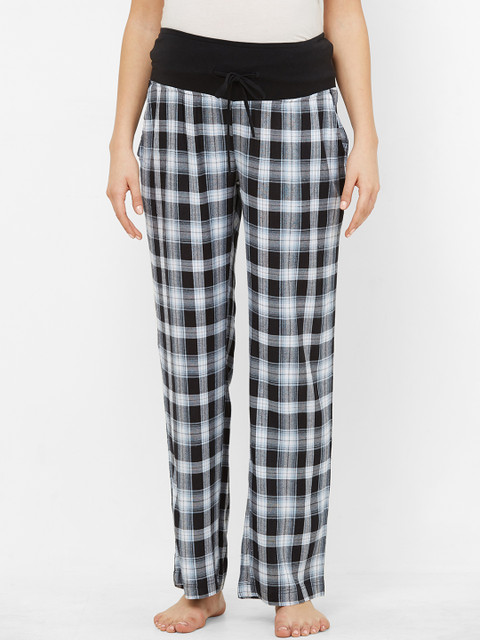 

Mystere Paris Women Black & White Checked Maternity Lounge Pants