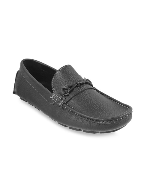 

Mochi Men Black Textured Leather Driving Shoes