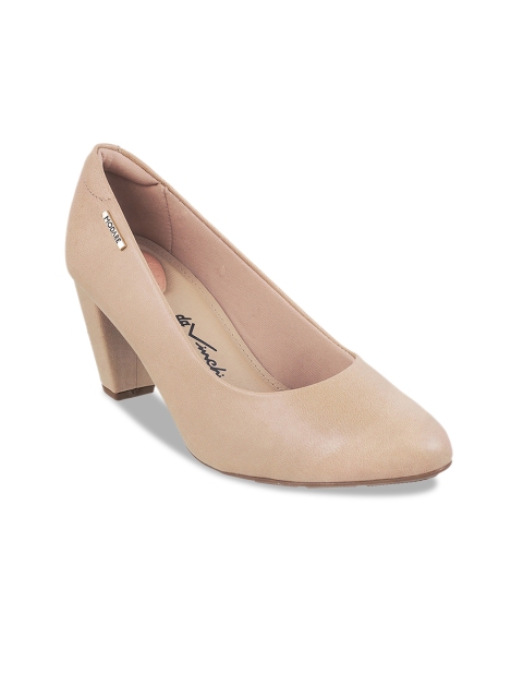 

Metro Women Beige Solid Pumps