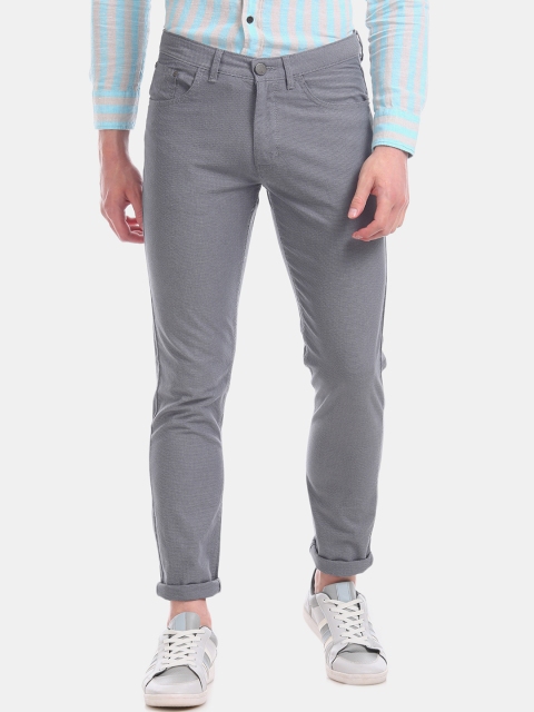 

U.S. Polo Assn. Men Grey Straight Fit Solid Regular Trousers