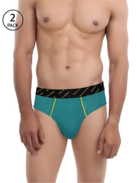 

Jack & Jones Men Pack of 2 Green Solid Briefs 2257322-2