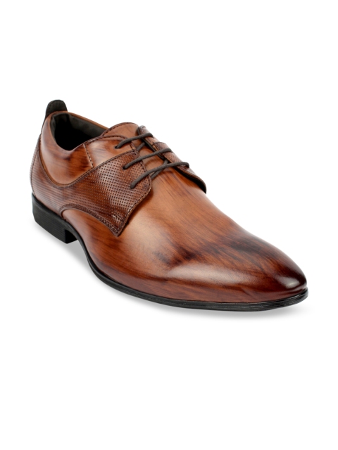 

Fashion Victim Men Brown Textured Formal Derbys