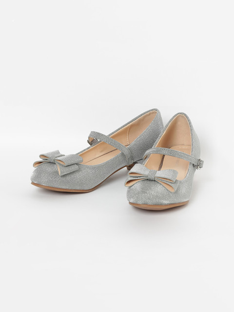 

Fame Forever by Lifestyle Girls Silver-Toned Solid Pumps