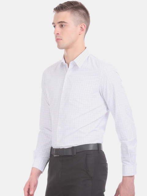 

Excalibur Men White & Black Slim Fit Checked Formal Shirt