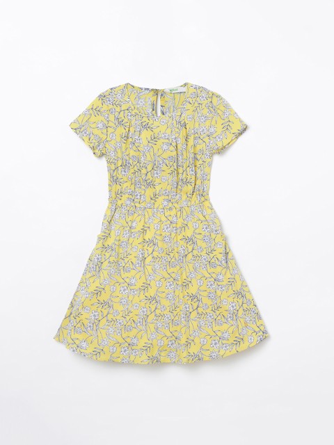 

Bossini Girls Yellow & White Printed Fit and Flare Dress