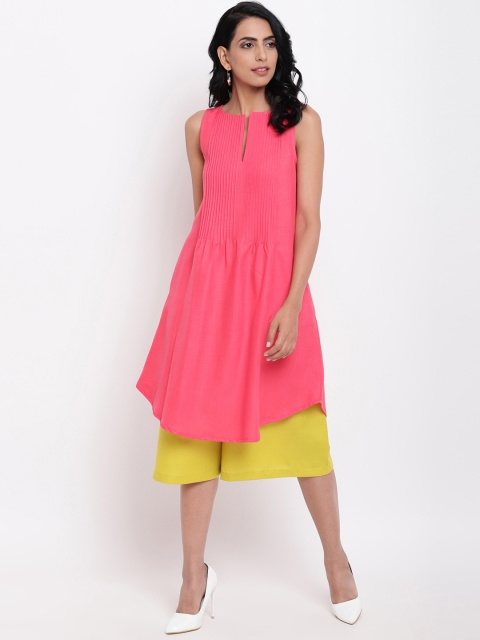 

trueBrowns Women Pink & Yellow Solid Kurta with Trousers