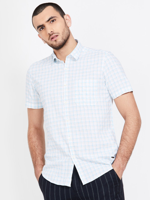 

CODE by Lifestyle Men Blue & White Regular Fit Checked Casual Shirt