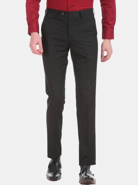 

Arrow Men Black Tapered Fit Solid Formal Trousers