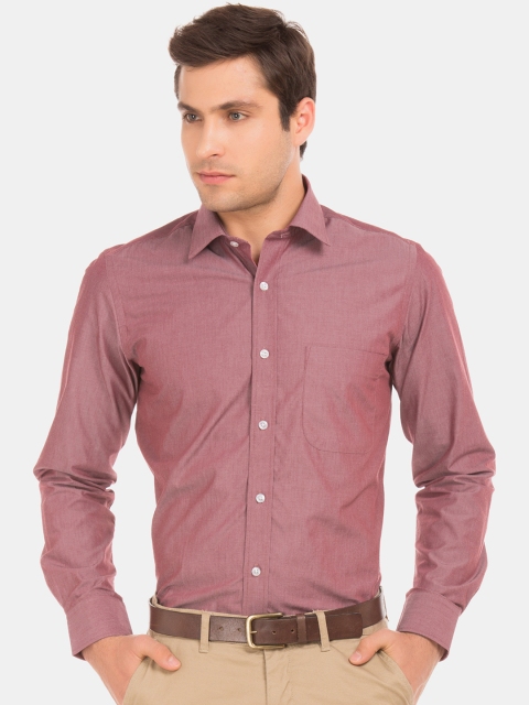 

Arrow Men Burgundy Regular Fit Solid Formal Shirt