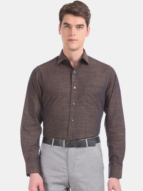

Arrow Men Brown Regular Fit Solid Formal Shirt