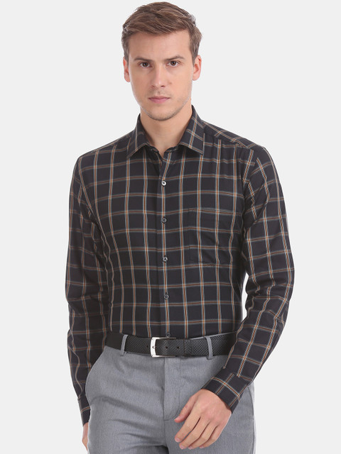 

Arrow Men Black Slim Fit Checked Formal Shirt