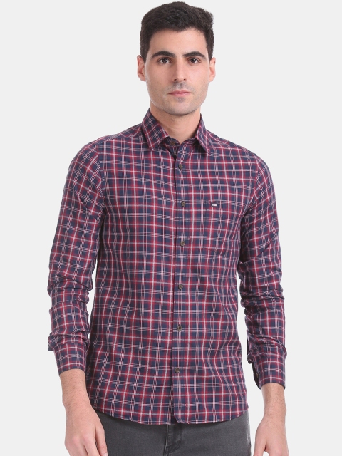 

Arrow Sport Men Blue & Red Slim Fit Checked Casual Shirt