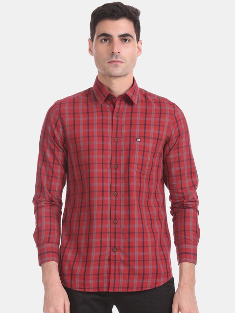 

Arrow Sport Men Red & Grey Slim Fit Checked Casual Shirt