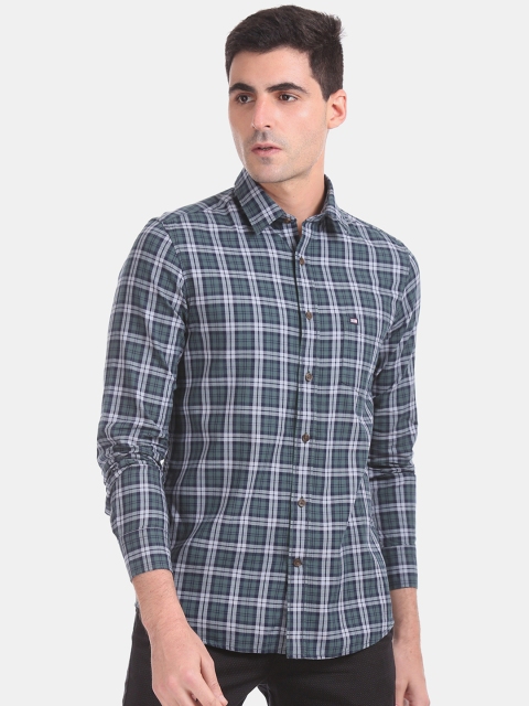 

Arrow Sport Men Green & Navy Blue Slim Fit Checked Casual Shirt