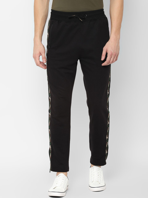 

SKULT by Shahid Kapoor Men Black Solid Straight-Fit Track Pants