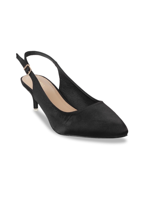 

Metro Women Black Solid Pumps