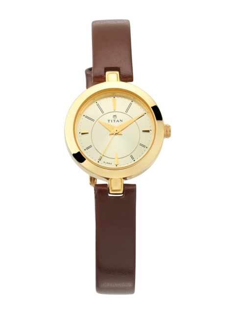 

Titan Women Gold-Toned Analogue Watch NM2598YL02