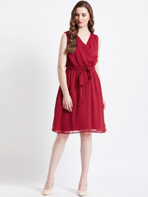 

AkaAyu Women Red Solid Wrap Dress