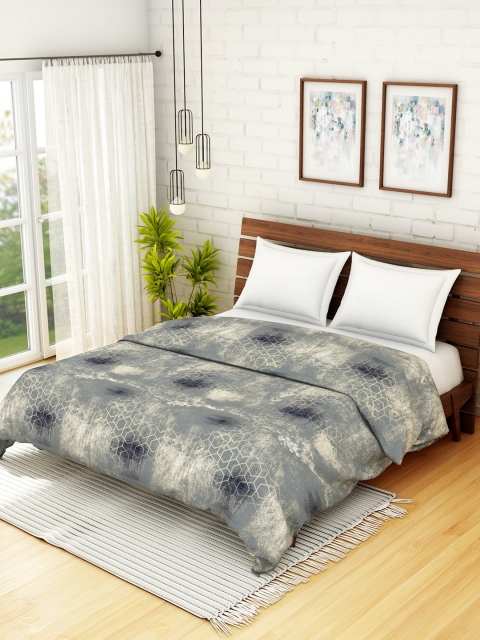 

SPACES Grey & Off-White Abstract AC Room 235 GSM Double Bed Dohar