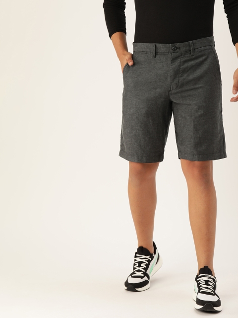 

GAP Men Charcoal Black Solid Regular Fit Regular Shorts