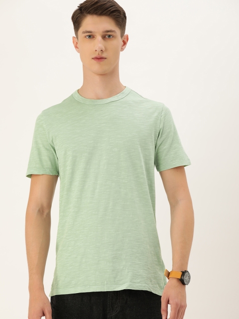 

GAP Men Green Solid Round Neck T-shirt