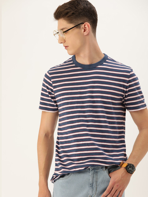 

GAP Men Navy Blue & White Striped Softslub Crew Neck T-Shirt