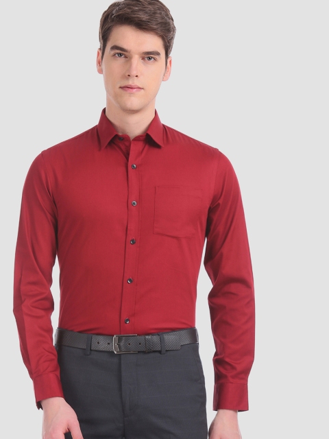 

Arrow Men Red Slim Fit Solid Formal Shirt