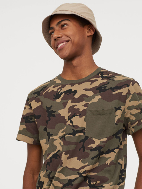 

HM Men Green Camouflage Pure Cotton T-shirt
