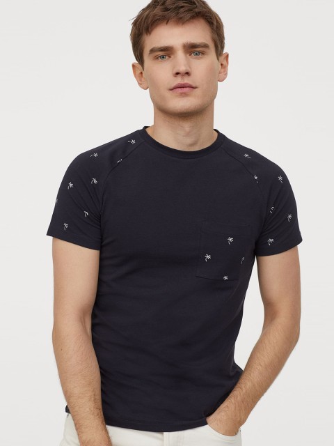 

H&M Men Navy Blue Patterned T-shirt Muscle Fit
