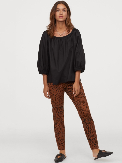 

H&M Women Black Ankle-length trousers