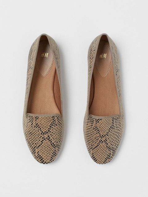 

H&M Women Beige Snake Skin Patterned Loafers