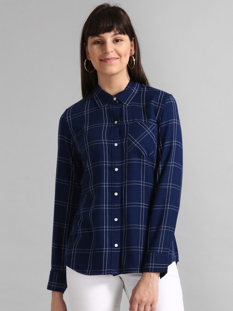 

GAP Women Blue Regular Fit Checked Casual Shirt