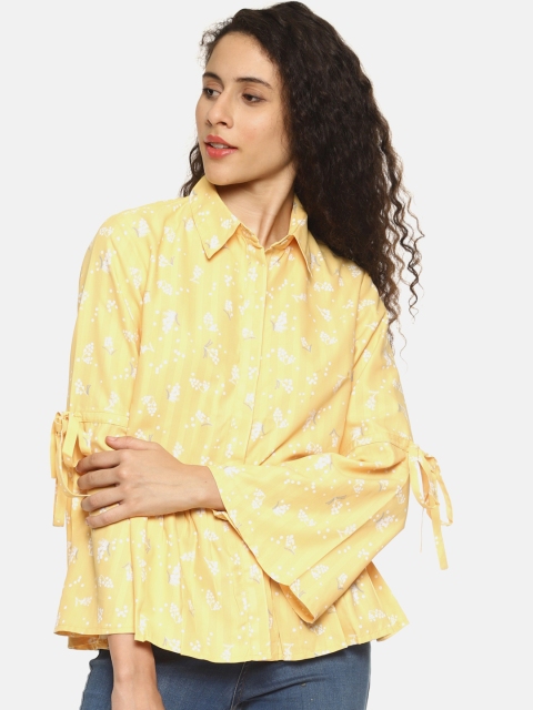 

SAHORA Women Yellow & White Regular Fit Printed Casual Shirt
